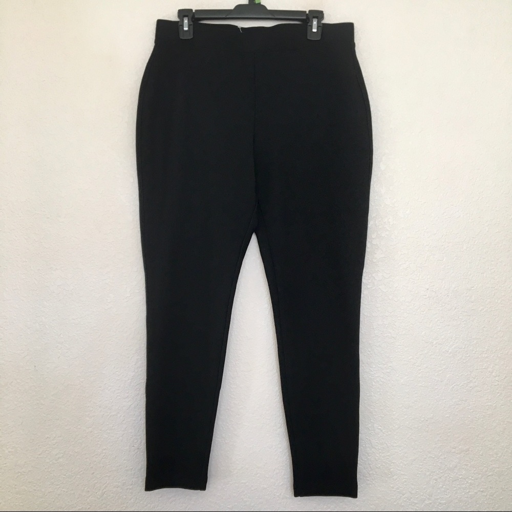 NWT Chico’s The Raleigh Legging 28 Inch Pant